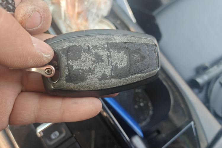 哈弗H6 2021款 第三代 1.5T 自动两驱Pro中控内饰11