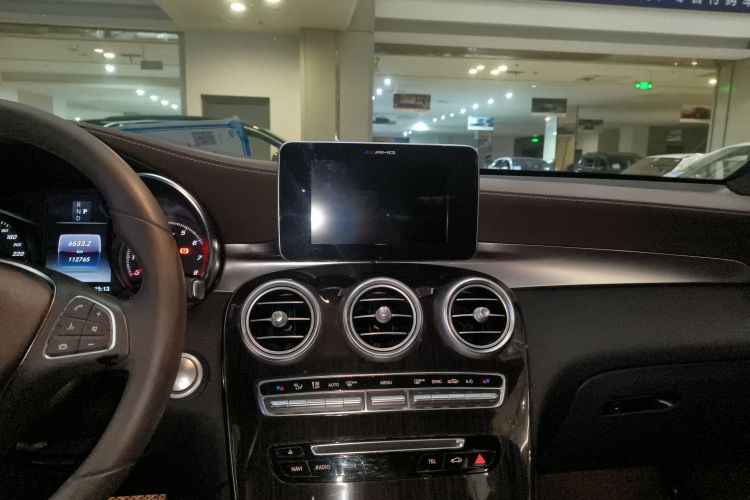 奔驰GLC 2017款 GLC 260 4MATIC 豪华型中控内饰16