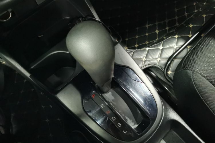 本田 飞度 2018款 1.5L CVT舒适版局部细节18