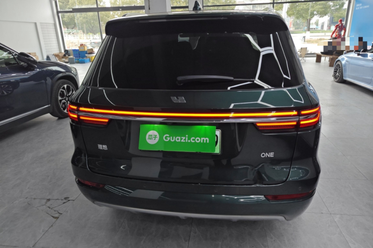 理想汽车 理想ONE 2021款 增程6座版车身外观6