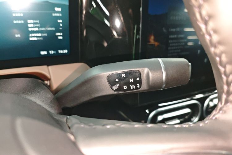 零跑汽车 零跑C01 2023款 606舒享版中控内饰18