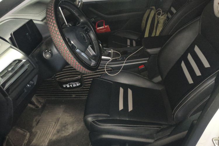 比亚迪 秦Pro 2019款 超能版 1.5TI 自动智联锋享型 国VI中控内饰19