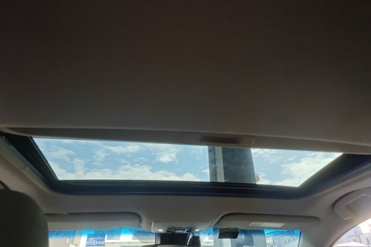 丰田 凯美瑞 2021款 双擎 2.5HGVP 领先版中控内饰22