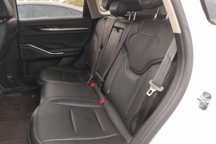 哈弗H6 2021款 第三代 2.0T 自动四驱Supreme+中控内饰21