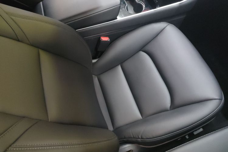 特斯拉 Model 3 2020款 改款 标准续航后驱升级版局部细节41