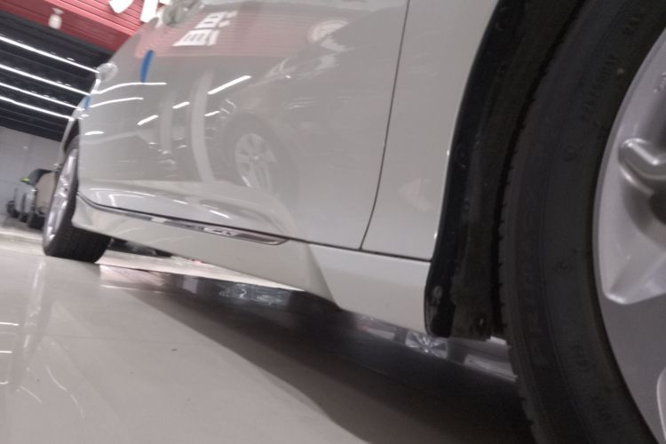 本田 雅阁 2018款 260TURBO 精英版 国VI机舱底盘29