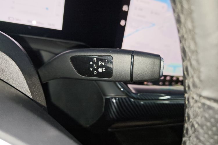 小鹏P7 2020款 670N中控内饰18