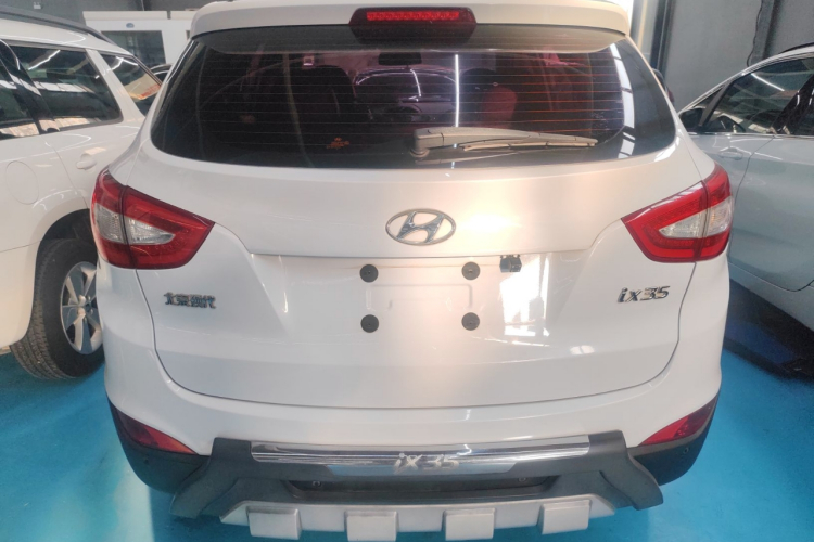 北京现代ix35 2015款 2.0L 自动两驱智能型 国V车身外观6