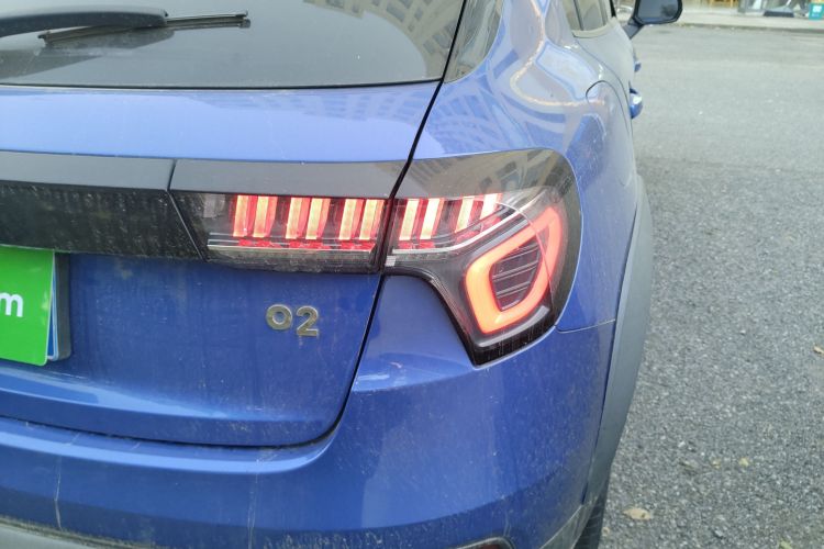 领克02 2018款 1.5T DCT两驱劲Pro版 国V车身外观9