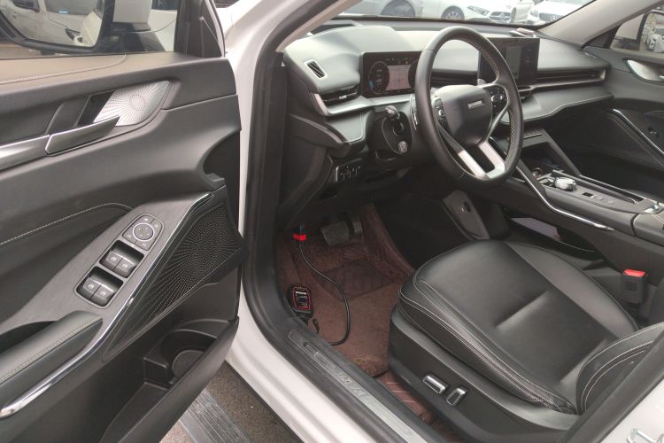 哈弗H6 2021款 第三代 2.0T 自动四驱Supreme+中控内饰20