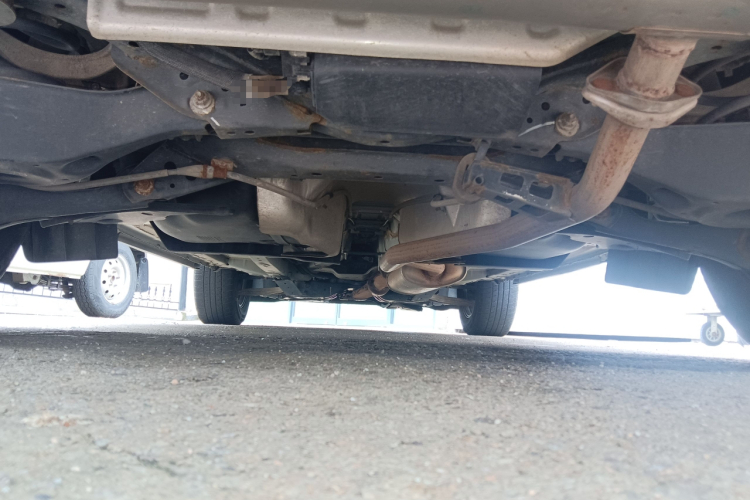 日产 楼兰 2021款 2.5L XE 两驱精英版局部细节9006