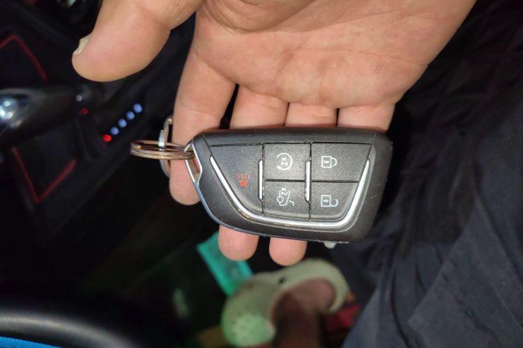 凯迪拉克CT4 2021款 28T 风尚型中控内饰7001