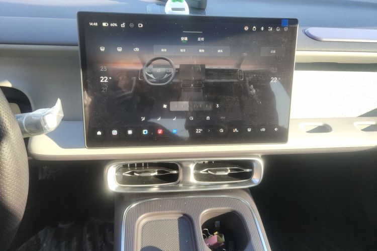 零跑汽车 零跑B01 2025款 650激光雷达版中控内饰16