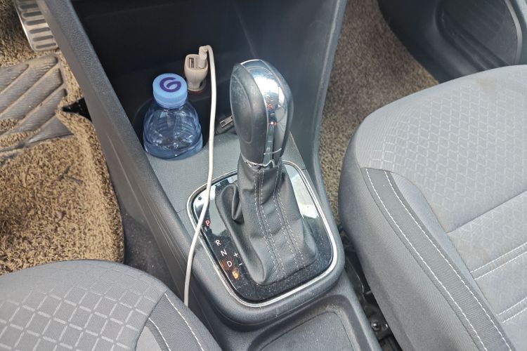 大众 2014款 1.6L Cross Polo 自动中控内饰18