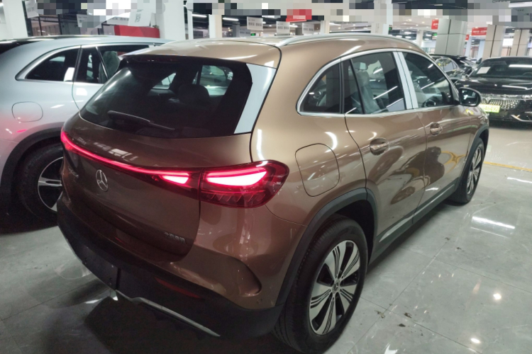 奔驰EQA 2025款 EQA 260车身外观6005