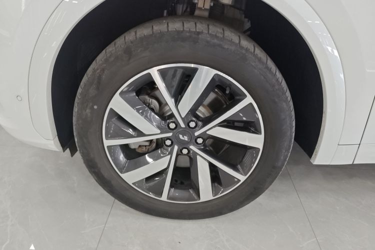 理想汽车 理想L7 2023款 Pro车身外观35