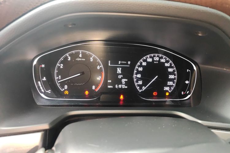 本田 英仕派 2019款 260TURBO 精致版 国VI中控内饰14