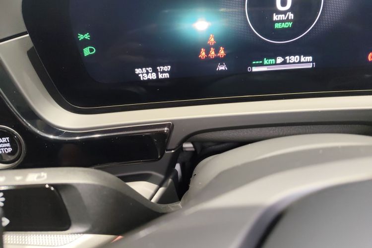 保时捷 Cayenne新能源 2024款 Cayenne Coupé E-Hybrid 2.0T中控内饰14