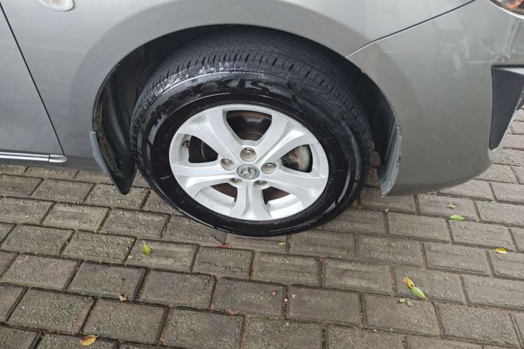 马自达3星骋 2013款 三厢 1.6L 自动精英型车身外观10