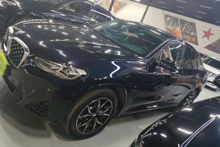 宝马X4 2022款 xDrive 25i M运动套装车身外观6003
