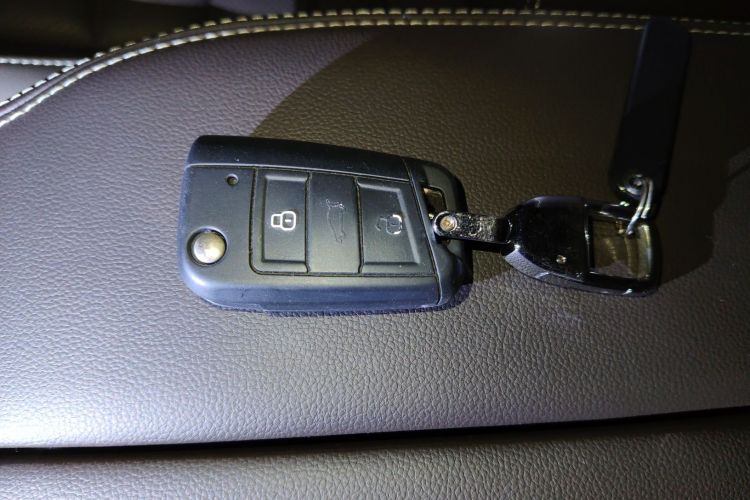 大众 途昂 2019款 380TSI 四驱豪华版 国V中控内饰11