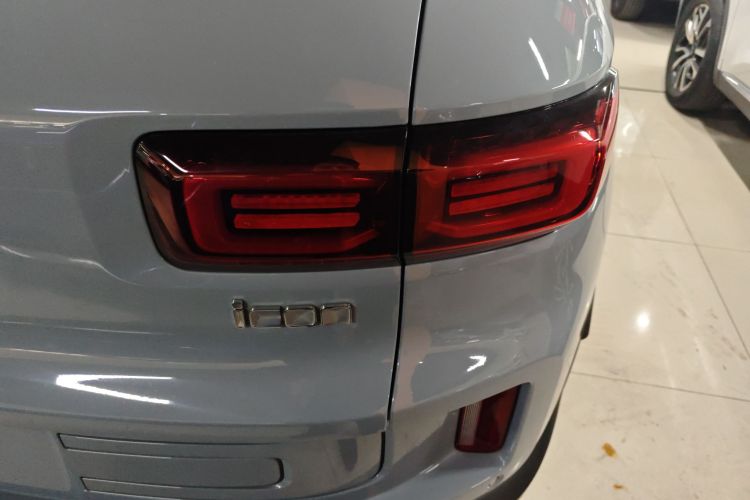 吉利汽车 吉利icon 2020款 1.5TD i6 BSG车身外观9