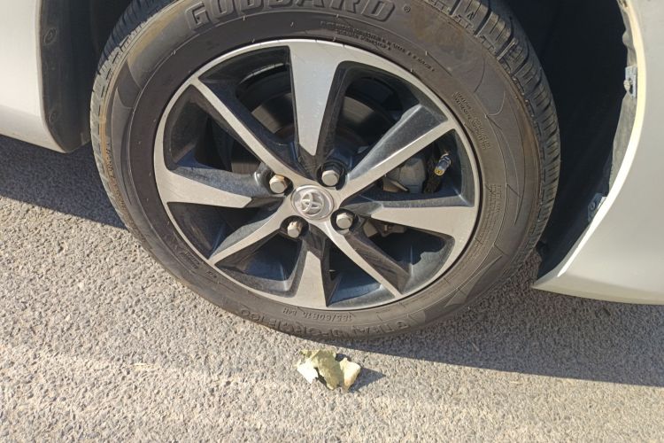 丰田 威驰 2017款 1.5L 手动创行版车身外观10