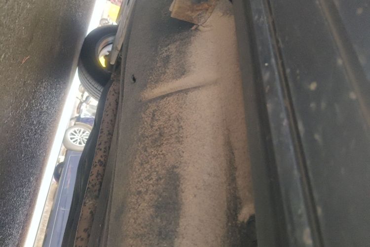 本田UR-V 2017款 370TURBO 两驱尊贵版 国V局部细节9004