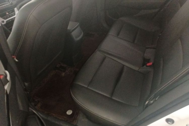 现代 领动 2016款 1.6L 自动智炫·精英型中控内饰21