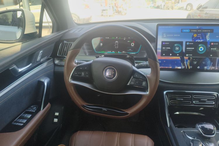 比亚迪 唐新能源 2021款 DM 2.0T 四驱高性能版创世旗舰型中控内饰13