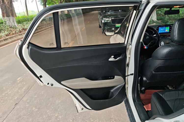 宝骏510 2017款 1.5L 手动时尚型中控内饰7008