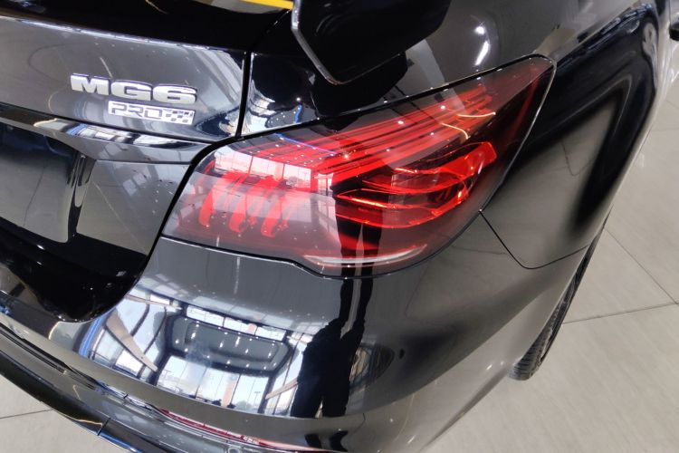 名爵 MG6 2021款 Pro 1.5T 自动Trophy豪华版车身外观9