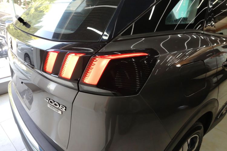 标致4008 2018款 350THP 精英版车身外观6006