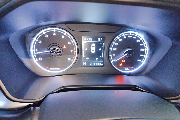 吉利汽车 远景X6 2021款 PRO 1.4T 手动尊贵型中控内饰14