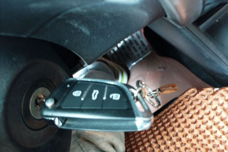 丰田 YARiS L 致炫 2017款 1.5E CVT劲速升级版中控内饰11