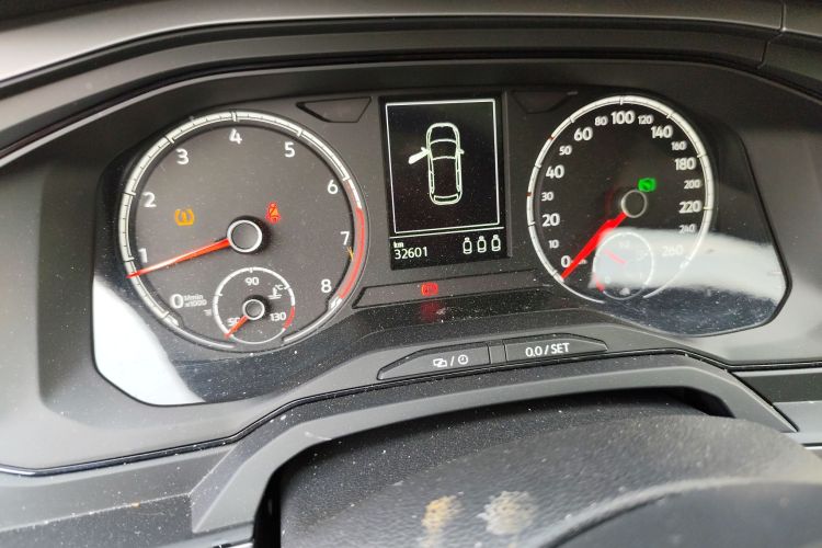 大众 Polo 2019款 Plus 1.5L 自动全景乐享版中控内饰15