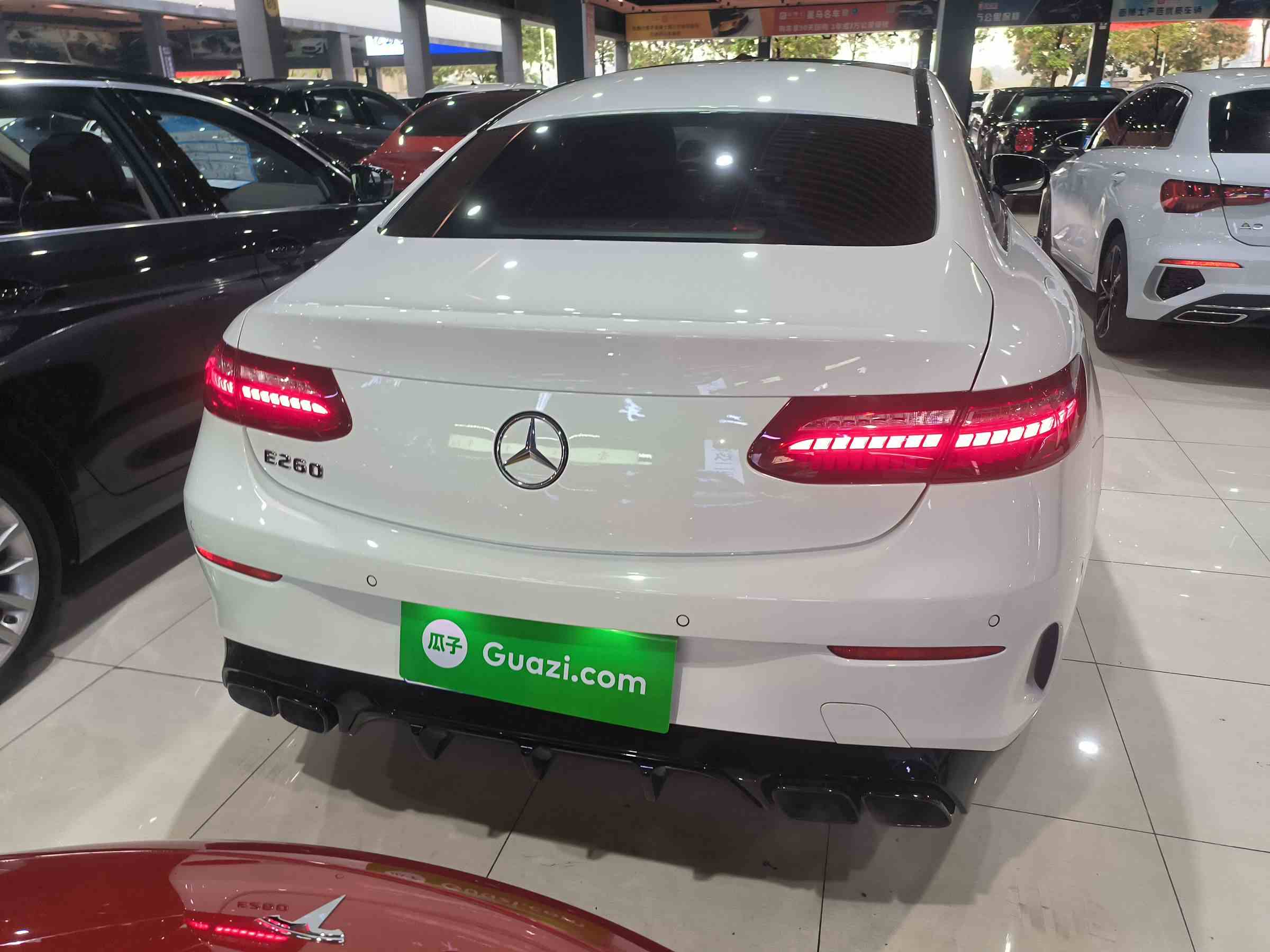 奔驰E级(进口)  改款 E 260 4MATIC 轿跑车(3)