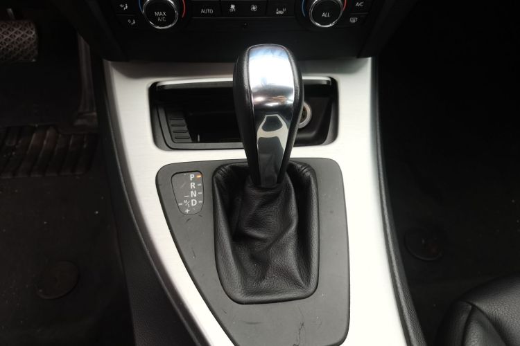 宝马3系(进口) 2011款 320i双门轿跑车局部细节18