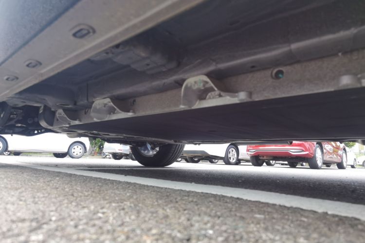 荣威D5X DMH 2024款 135旗舰版机舱底盘29