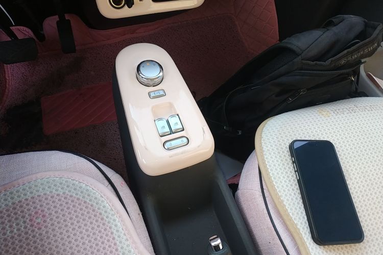 长安启源 长安Lumin 2022款 155km 清甜款中控内饰18