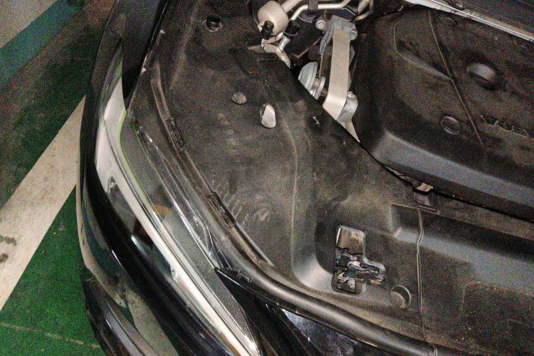 沃尔沃S90 2018款 T4 智逸版局部细节9006