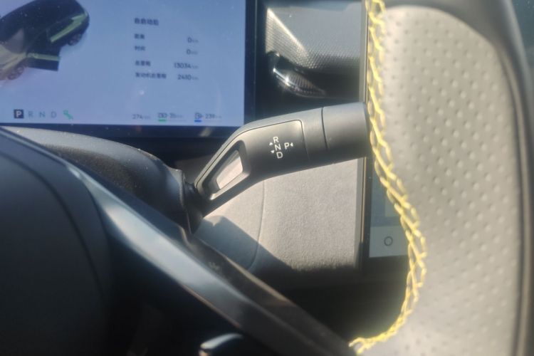 领克08 EM-P 2023款 120km 长续航Halo局部细节18