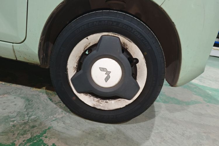 五菱汽车 宏光MINIEV 2021款 马卡龙时尚款 三元锂车身外观6007