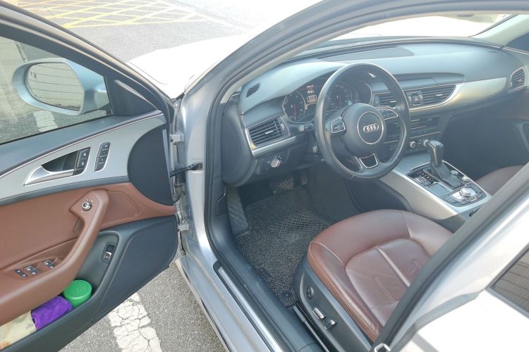奥迪A6L 2017款 30 FSI 技术型中控内饰7003