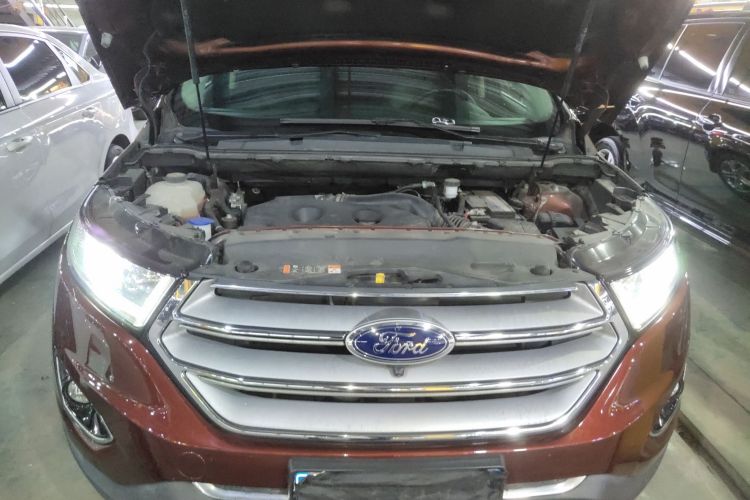 福特 锐界 2016款 EcoBoost 245 两驱豪锐型 7座机舱底盘24