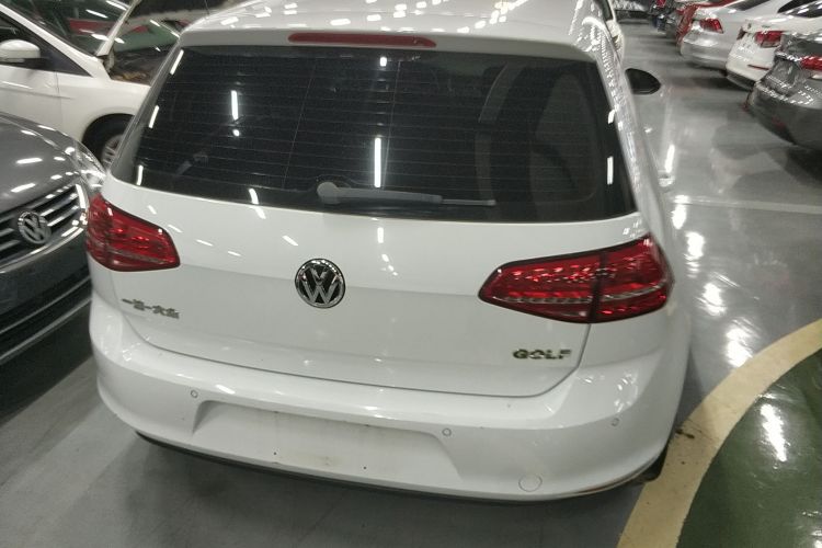 大众 高尔夫 2015款 1.6L 自动时尚型车身外观6