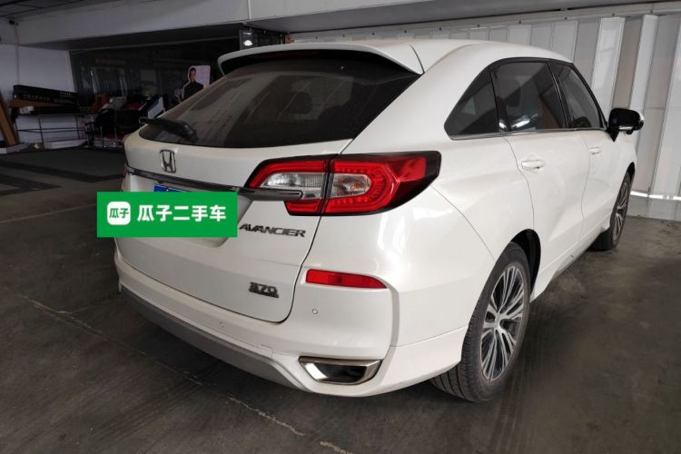 本田 冠道 2017款 370TURBO 两驱豪华版车身外观7