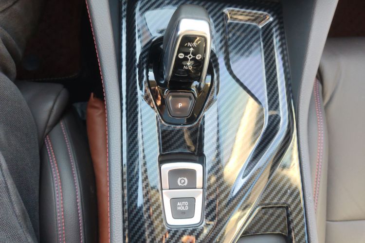 领克02 2020款 高能版 2.0T 自动两驱耀Pro版中控内饰18