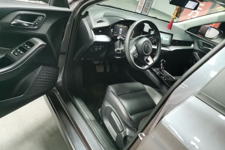 名爵 MG5 2021款 180DVVT CVT青春豪华版中控内饰20