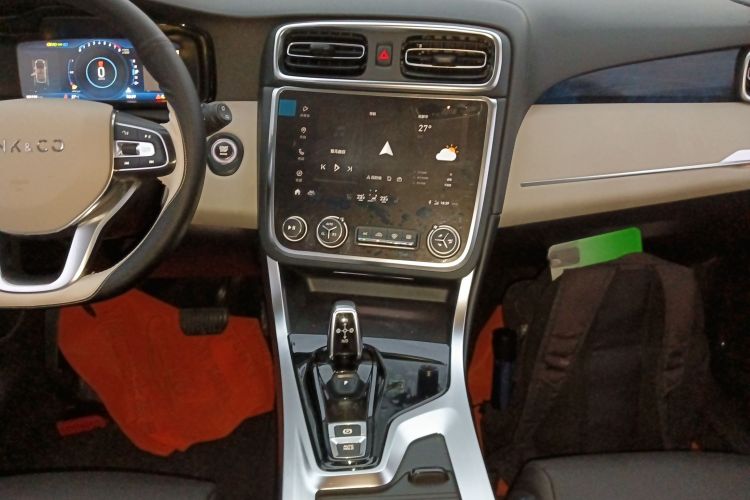 领克01 2019款 2.0T 两驱耀Pro版 国VI中控内饰16